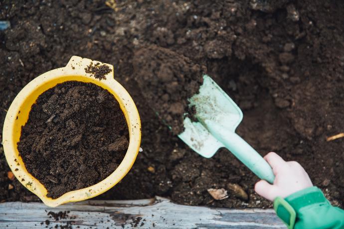 green garden shovel